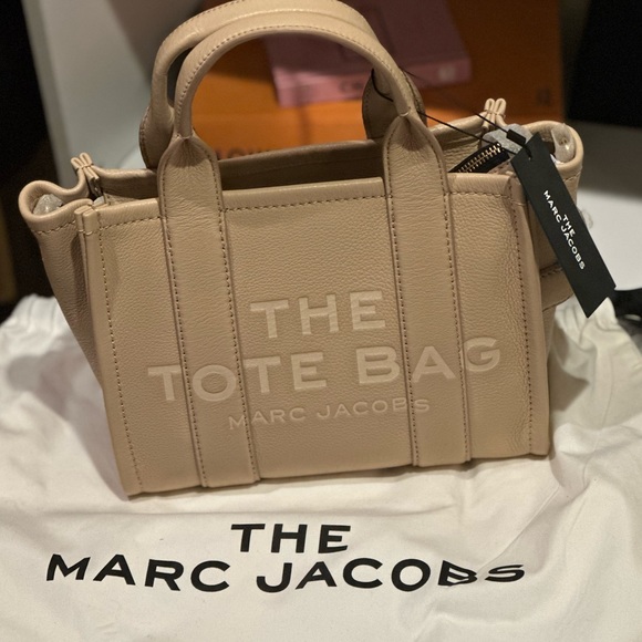 Marc Jacobs Handbags - The tote bag